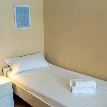 1Min From Metro Roma Large And Quiet Apartment Buitenkant foto