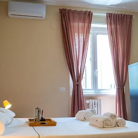 1Min From Metro Roma Large And Quiet Apartment Buitenkant foto